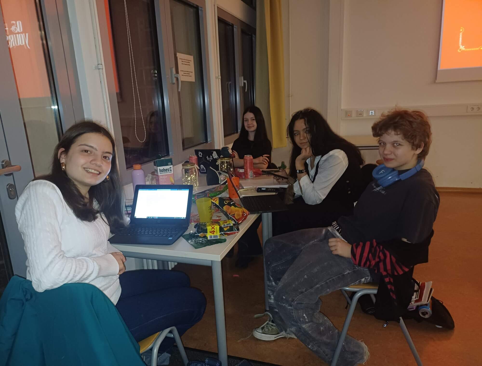 8th English-language Creative Writing Marathon – Christmas edition