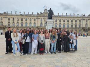 Schulausflug nach Nancy – Kultur, Fotorallye und politische Debatte