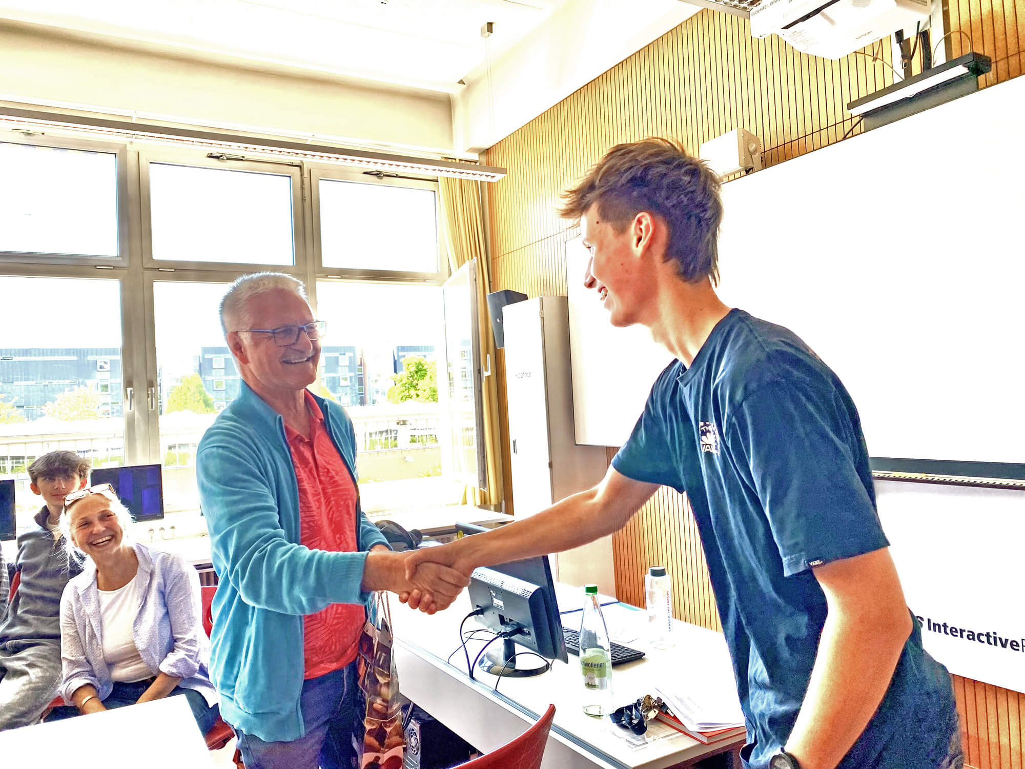 Dr Armin König, ancien maire de Illingen, rencontre les élèves de 2nde ES