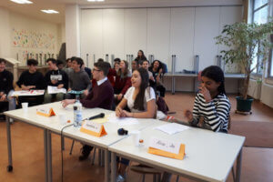 Debating contest 2018 - round 1