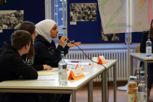 Debating contest 2018 - round 1