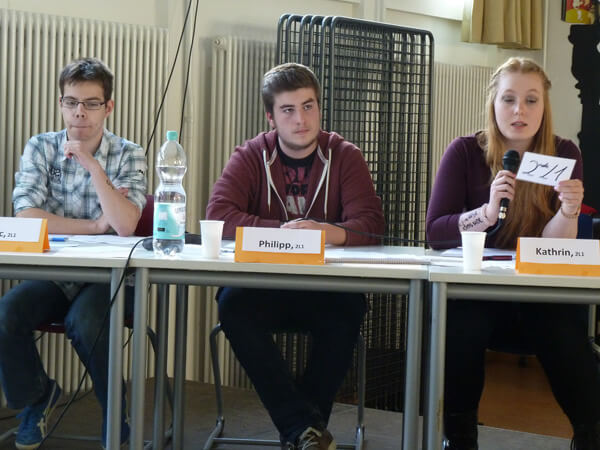 Third edition of English debating contest