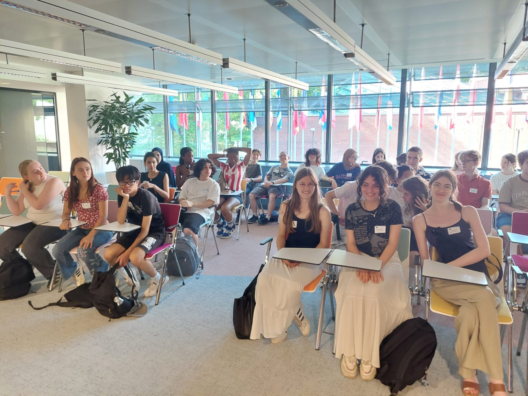 1ère students bravely defying the heatwave in Brussels