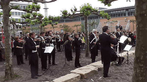 Flashmob de la Deutsche Radiophilharmonie au LFA